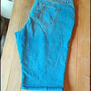 Denim Clamdigger/Capris